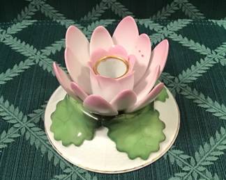 HEREND WATERLILLY CANDLEHOLDER