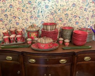 Jennifer Porter Set of dishes