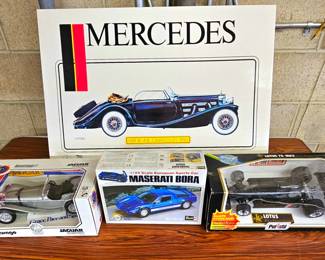 Vintage plastic & metal car models. Including some Pocher (Italy) models. (all unassembled)