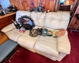 Furniture can be pre-sale