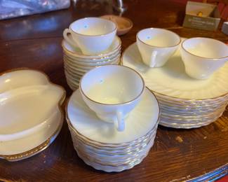 Vintage Anchor Hocking Milk Glass