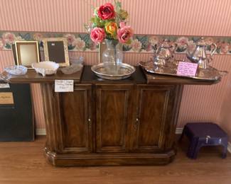 Drexel sideboard serving table.
Silver plated Rogers Bros coffee, tea set, creamer, 2 sugar bowls and nice large tray. Remembrance set.