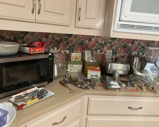 Misc kitchen items.
