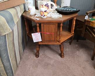 Tell City Drum Octagon Maple End Table