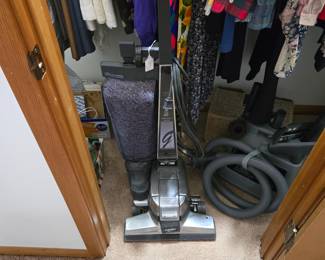 Kirby G4 Vacuum with Shampoo