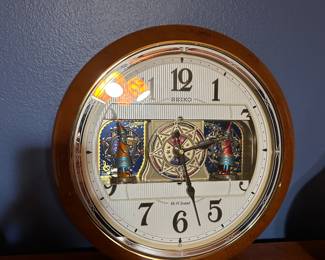 Seiko clock