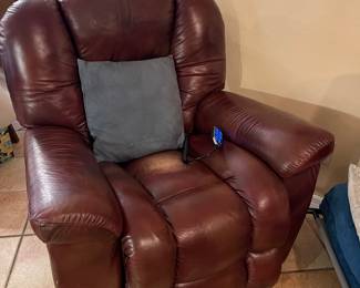 Leather electric recliner tested!