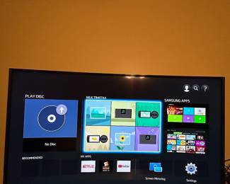Curved smart TV