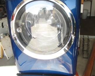 Electrolux Washer & Electric Dryer, on Pedestals