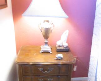 2-Matching Thomasville Nightstands