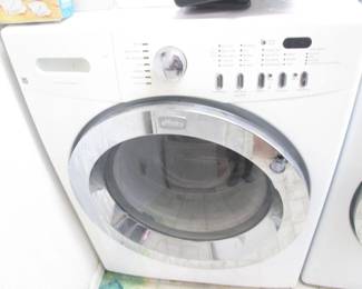 Frigidaire "Affinity" Front Load Washing Machine