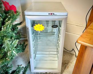 Vinotemp wine refrigerator fridge