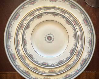 Royal Doulton "Albany" - 30+ pieces