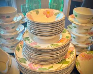 Franciscan "Desert Rose" 60+ pieces