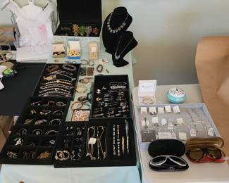 Jewelry, costume with some silver and gold. 