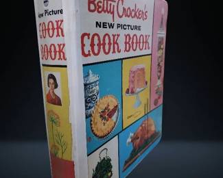 Vintage Rare Betty Crocker Cookbook