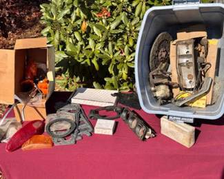 Tote Of Porsche Parts
