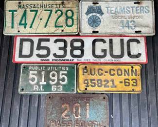 (6) Old License Plates
