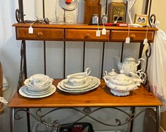 Large Bakers rack