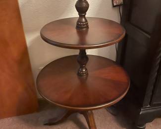 VTG Maple 3 tier table