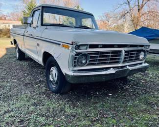 1973 Custom Ford F250 Available for immediate purchase for $8,750.