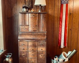 RANSOM AND RANDOLPH SOLID OAK DENTAL CABINET