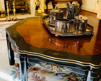 Kindel Grand Rapids chinoiserie lacquer eight leg table