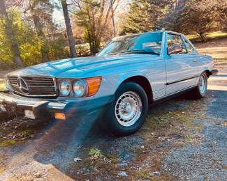 1984 Mercedes-Benz 380 SL or 380SL
Available for immediate purchase.
$6,200
100,063 Miles