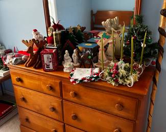 Nice full size wooden bed, matching dresser with mirror and night stand. Loaded with vintage Christmas decor 