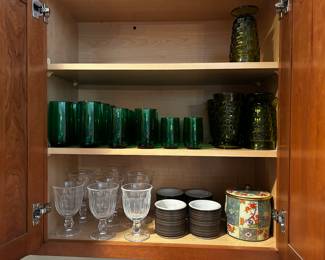 Vintage Pyrex and Green tumblers/ goblets