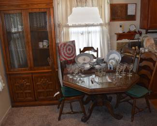 Begin Dining /Kitchen/Laundry Close Up Photos