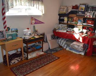 Begin Front Bedroom Close Up Photos