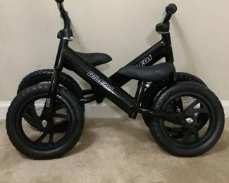 2 Black Dileqi Bikes