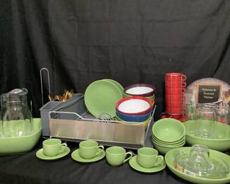 Happy Green Kitchen