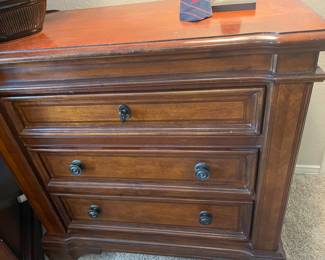 The Cumberland collection  night stands