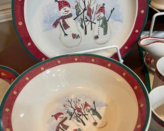 Royal Seasons Snowman stoneware set