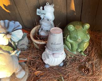 Yard art frogs and gnomes