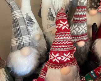 Gnomes and more Gnomes