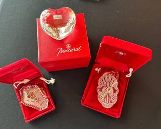 Baccarat crystal heart paperweight