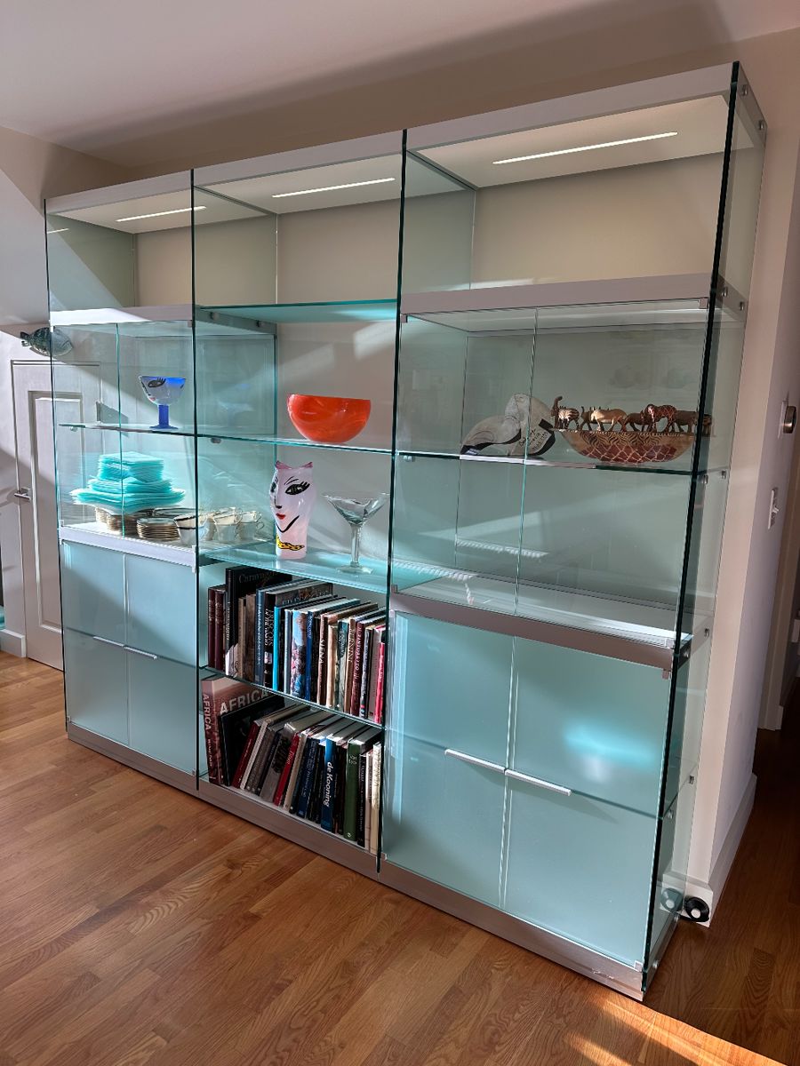 Display cabinet