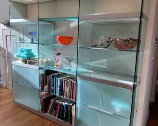 Display cabinet