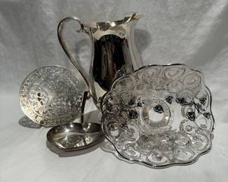 Serving pieces