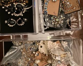 One of the sets cases including Juliana, Eisenberg, Pakula, Liz Palacios