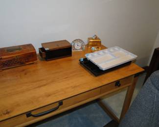 Very nice looking, and hardworking desk