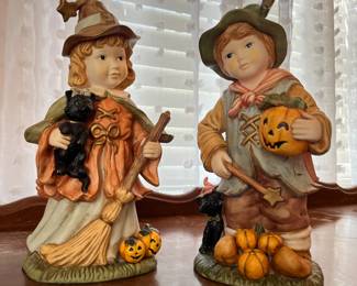Halloween figurines