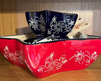 Temptations chip and dip set