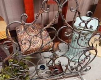 Iron fireplace screen