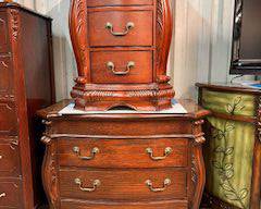 Dresser / Chest