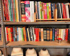 Cookbooks / Cannister set / Amberware / Latte cup set