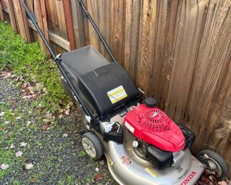 Honda mower